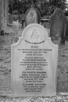 arthur-jackson-headstone