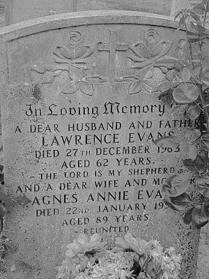 Lawrence Evans headstone